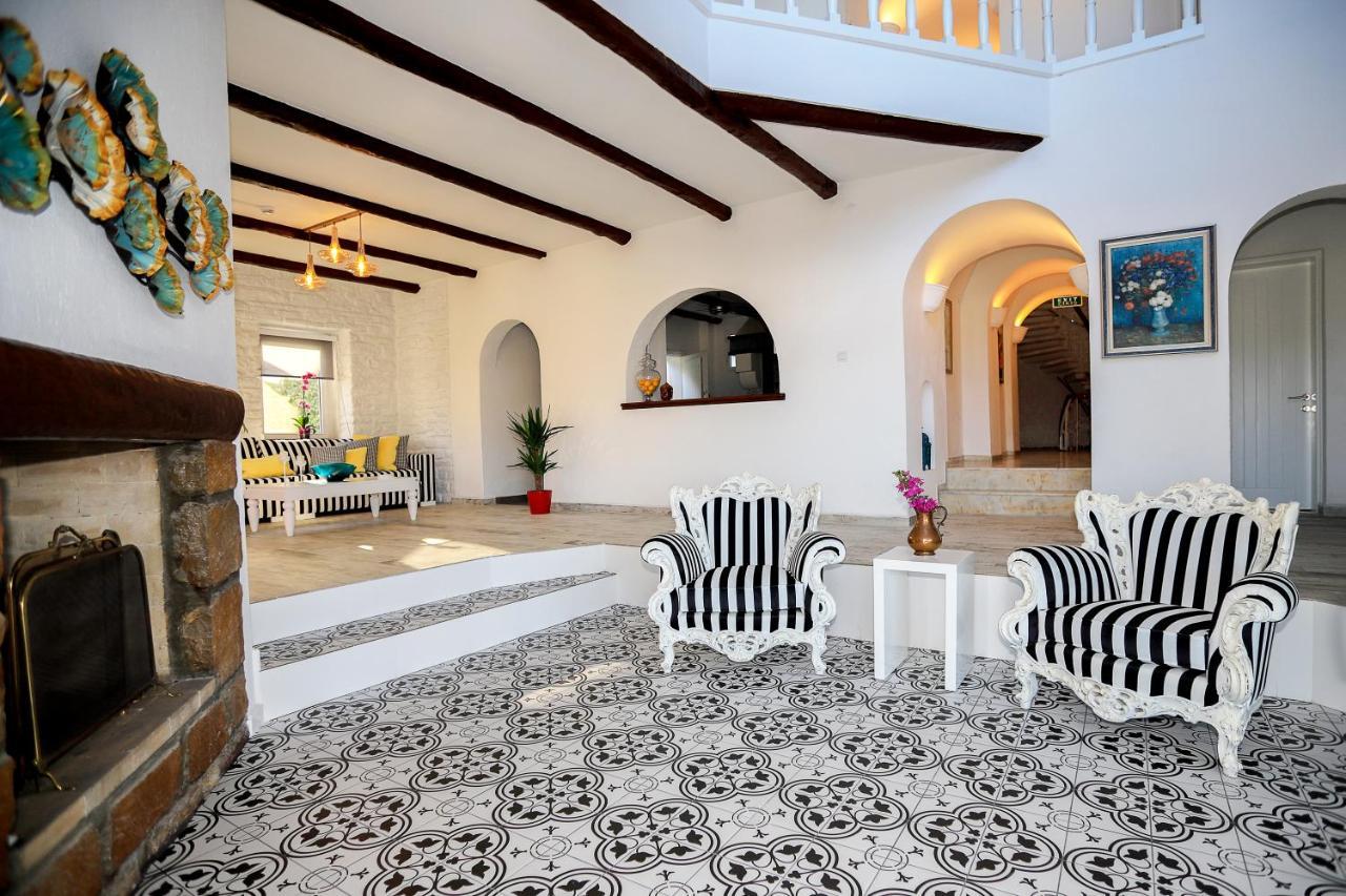 Flag Suites +12 Bodrum Buitenkant foto